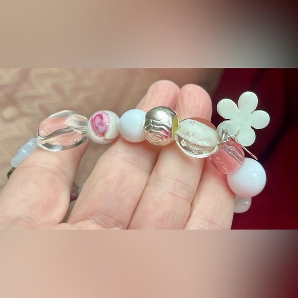 Bracelets, 3 elastic white 2 bead 1 glass - jewelry - Picture 10 of 16